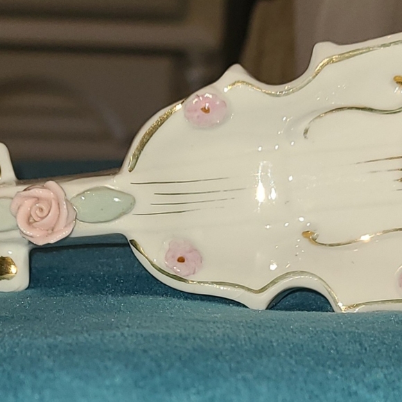 Vtg Mid Century Flowered Hand Painted Bone China Violin Trinket Dish - Picture 5 of 14